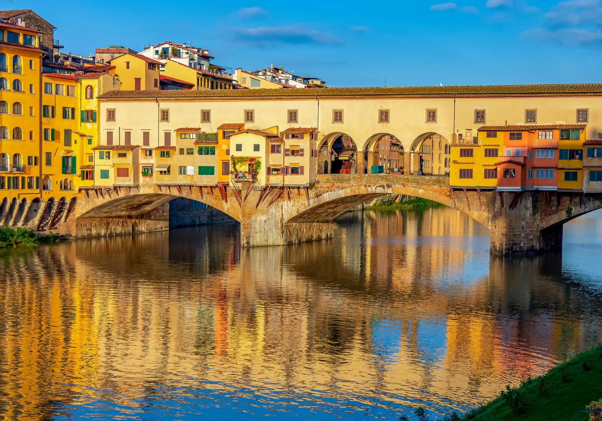 Ponte Vecchio bridge over Arno river in Florence, Italy