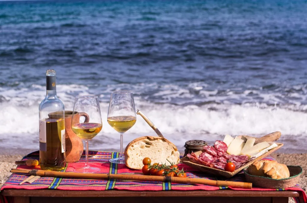 Meer und Sardinien