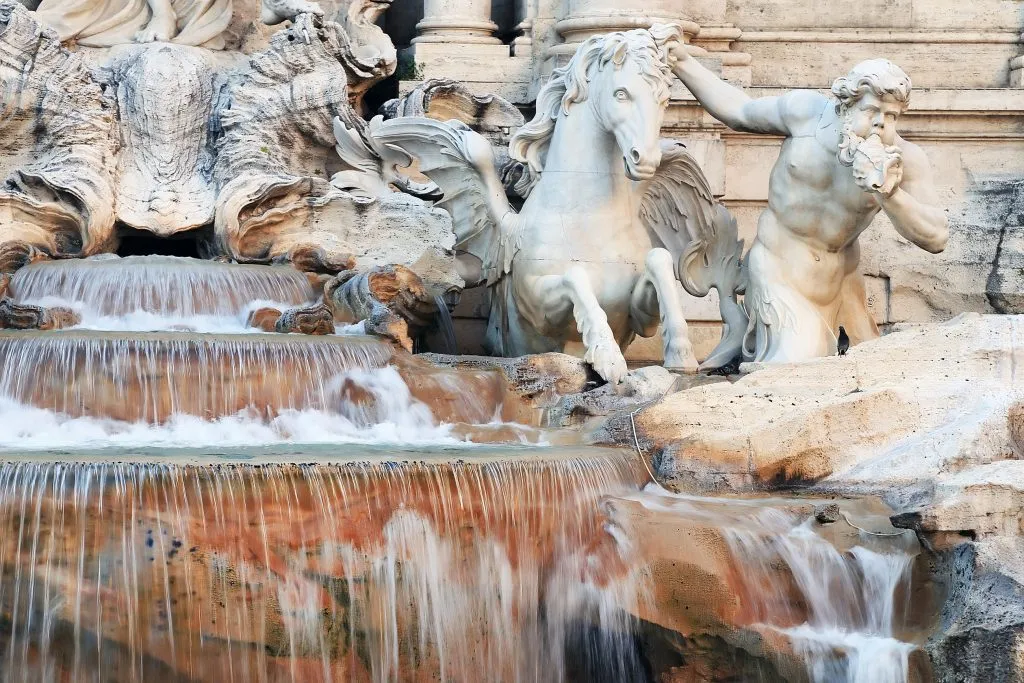 Fontana di trevi rome Fontana di Trevi in Rome